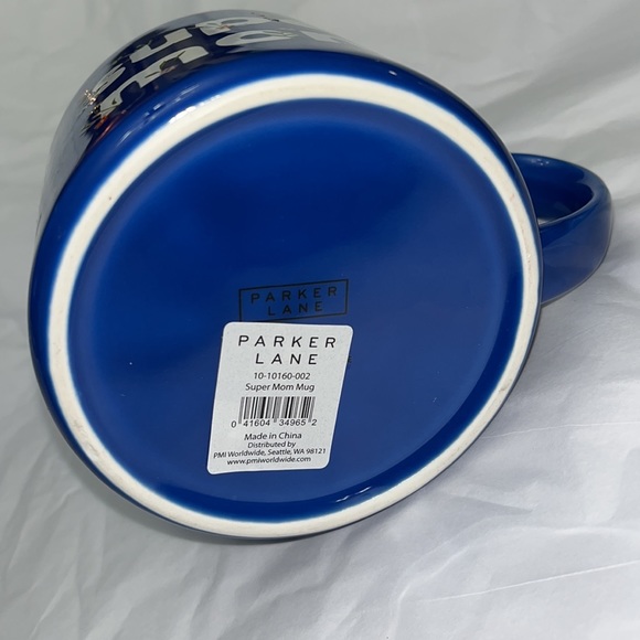 NWT Parker Lane “Super Mom” royal blue and floral mug - Picture 4 of 4